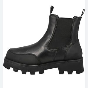 Cougar Shani Leather Waterproof Snow Boots, Black Chunky Chelsea Boots-Size 10